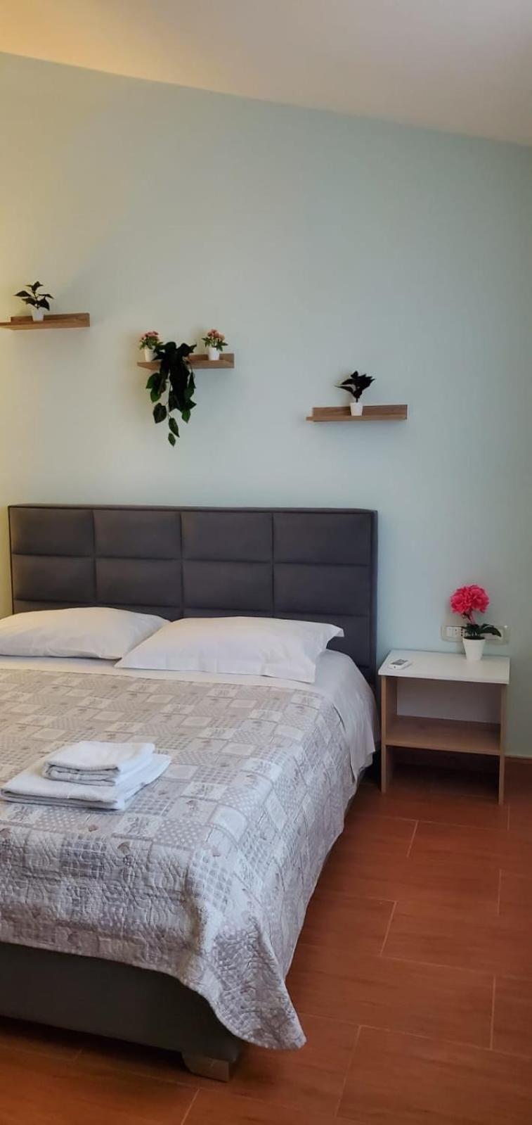 Villa Mare - For Families & Groups Влёра Экстерьер фото